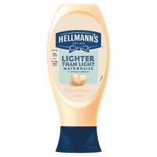 Hellmanns Lighter than Light Squeezy Mayonnaise 430ml