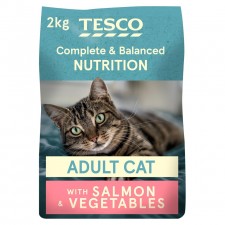 Tesco Complete Dry Food with Salmon and Vegetables for Adult Cats 2Kg