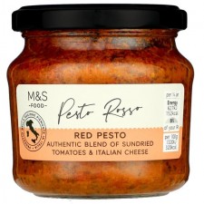 Marks and Spencer Made in Italy Red Pesto 190g