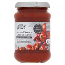 Tesco Finest Sun Dried Tomato and Roasted Garlic Concentrated Sauce 265g