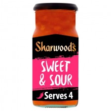 Sharwoods Sweet and Sour Sauce 425g