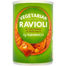 Sainsburys Vegetarian Ravioli in a Rich Tomato and Herb Sauce 400g